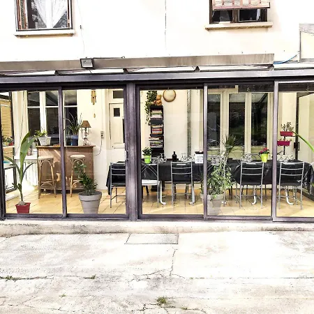La Maison Du Bonheur 20 Personnes Avec Jacuzzi Holiday home *