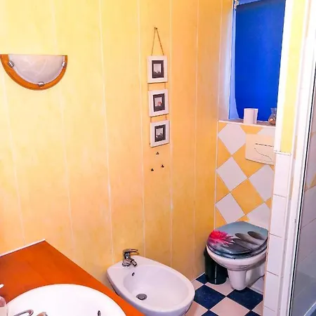 Holiday home La Maison Du Bonheur 20 Personnes Avec Jacuzzi Anneyron